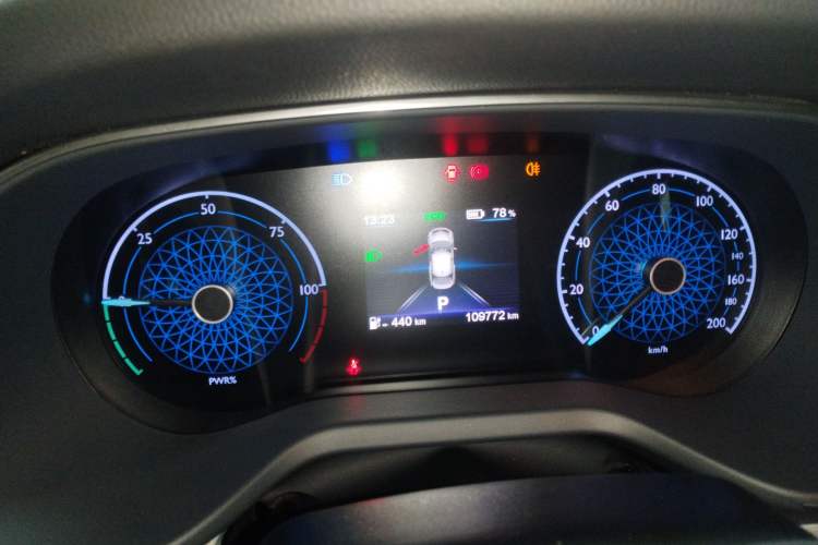 Used Hongqi E-QM5 2024 610 km PLUS