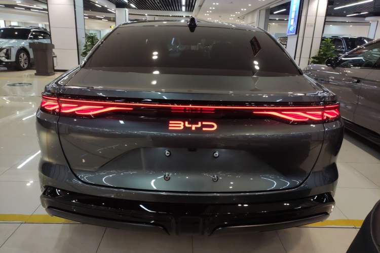 Used BYD Han L 2025 DM-p Four-Wheel-Drive LiDAR Flagship Model
