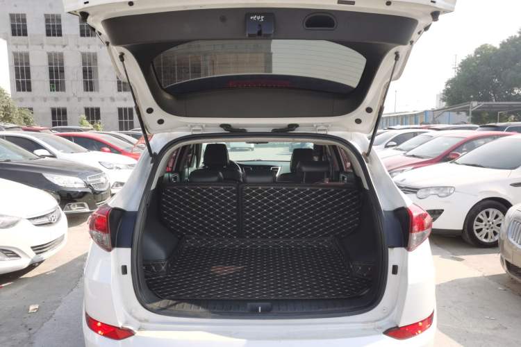 Used Hyundai Tucson 2015 1.6T Dual-Clutch Two-Wheel-Drive Smart Model
