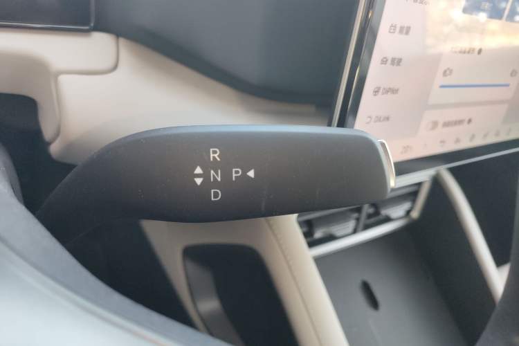 Used BYD Yuan UP 2025 Intelligent Driving Version 401 km Leading Edition