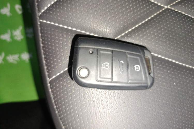 Used Volkswagen Tiguan L 2022 330TSI Automatic Two-Wheel Drive R-Line Enhanced Edition
