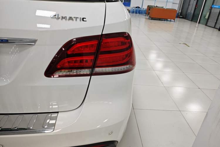 Used Mercedes-Benz GLE 2017 GLE 400 4MATIC
