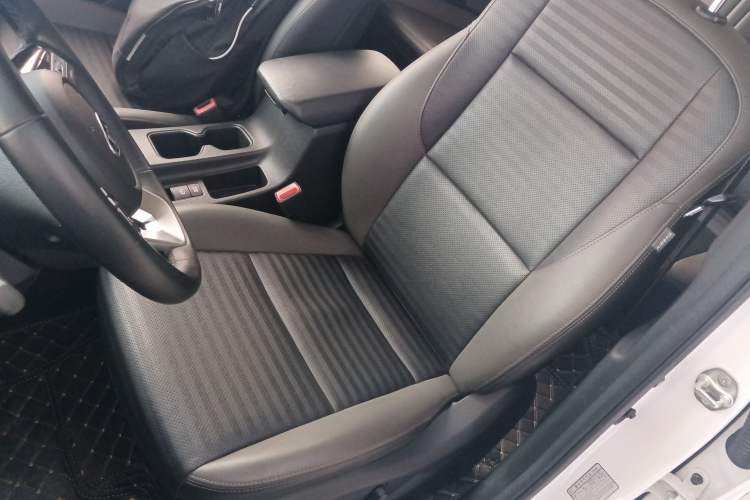 Used Kia Sportage R 2018 2.0L Automatic Smart Luxury Version China V Standard