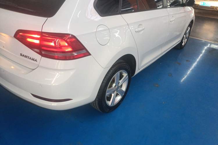 Used Volkswagen Santana 2015 Haval H6 1.6L Automatic Luxury Model