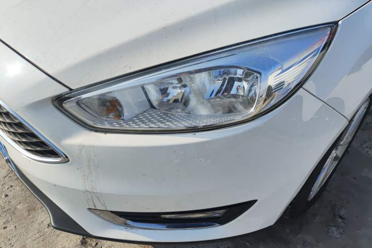 Used Ford Focus 2017 Hatchback 1.6L Automatic Fashion Edition Smart Drive Version
