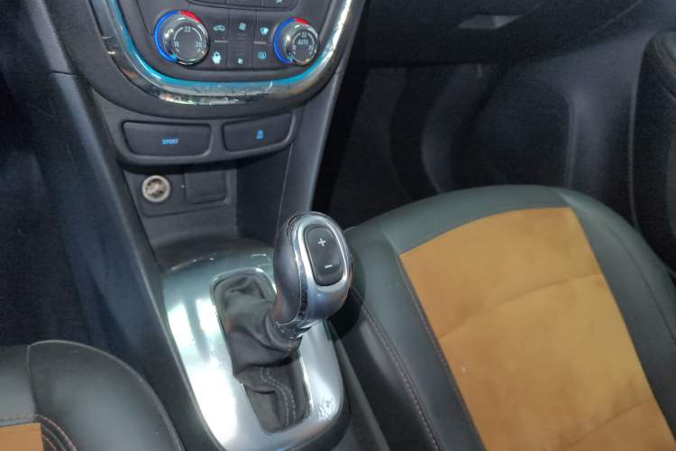 Used Buick Encore 2015 1.4T Automatic All-Wheel-Drive Flagship Model
