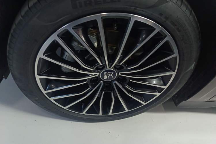 Used BYD Han 2024 DM-i Glory Edition 121KM Premium Model
