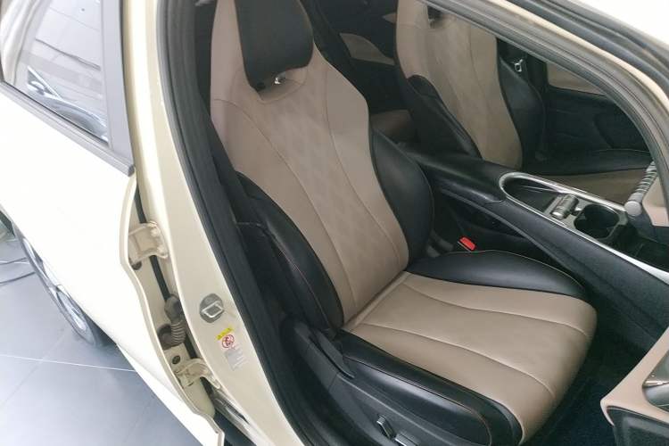 Used BYD Dolphin 2023 420 km Fashion Edition
