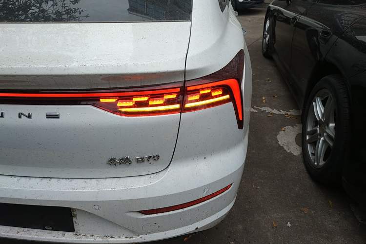 Used Bestune B70 2023 Third Generation 1.5T Automatic Enjoyment Version
