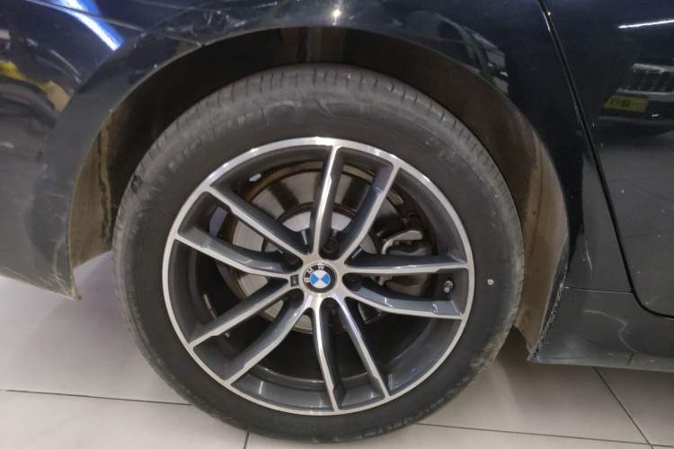 Used BMW 5 Series 2022 Second Facelift 525Li M Sport Package
