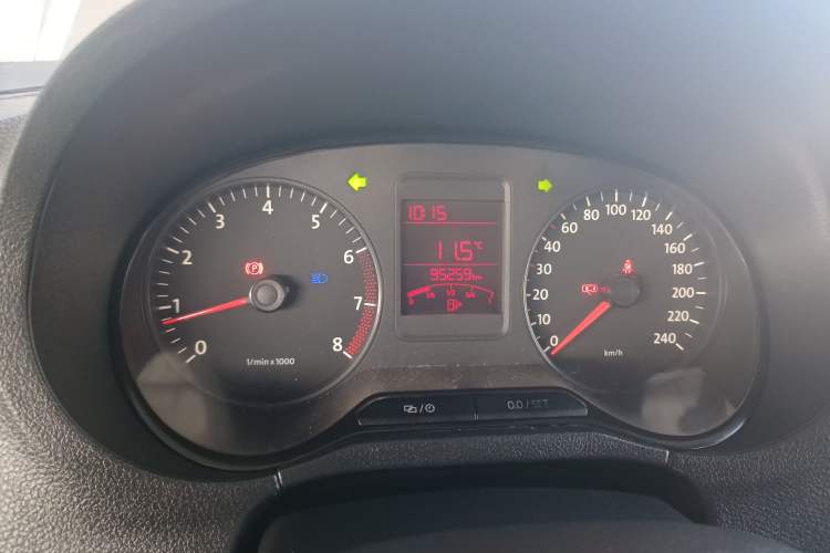 Used Volkswagen Polo 2013 1.4L Manual Fashion Edition