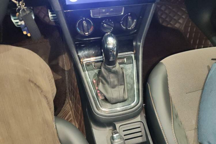 Used Volkswagen C-TREK 2018 1.5L Automatic Comfort Model
