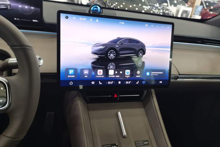 Used Hima Luxeed R7 2025 Range-Extended Version 251 km Max