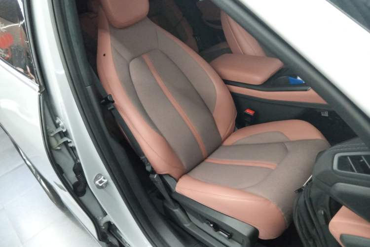 Used Nio EC6 2022 75 kWh Sport Edition
