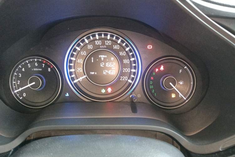 Used Honda Crider 2015 1.8L automatic luxury edition