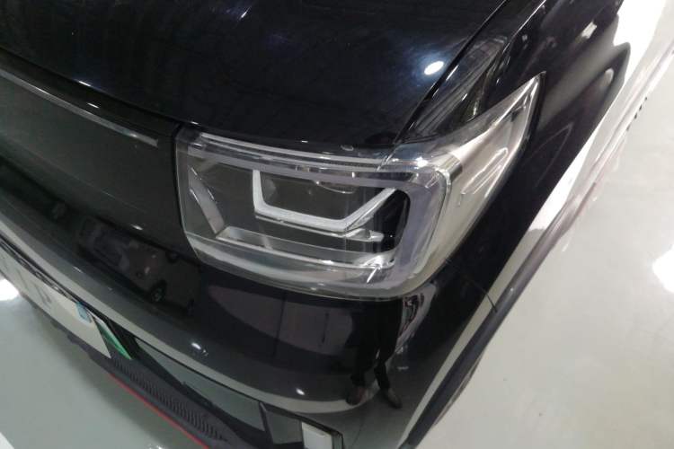 Used Wuling Hongguang MINIEV 2022 GAMEBOY 200km Gaming Edition with Lithium Iron Phosphate
