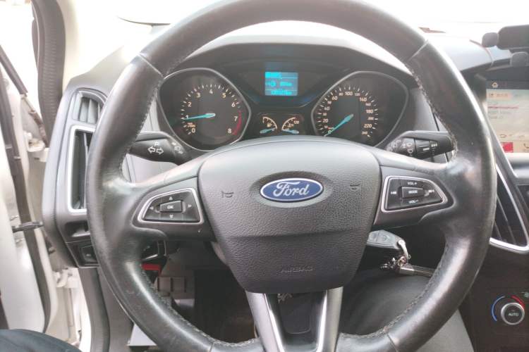 Used Ford Focus 2018 Two-Door Classic EcoBoost 125 Automatic Supercharged Style SmartDrive Edition