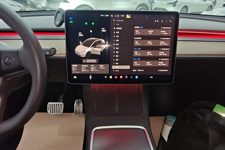 Used Tesla Model Y 2021 Long-Range All-Wheel-Drive Version
