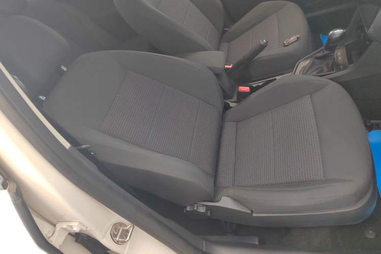 Used Volkswagen Lavida 2018 Classic 1.5L Automatic Fashion Edition China VI Standard
