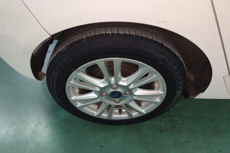 Used Ford Fiesta 2013 Hatchback 1.5L Automatic Fashion Edition