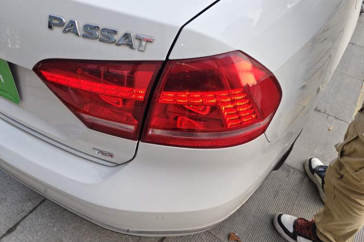 Used Volkswagen Passat 2014 1.8TSI DSG Prestige Navigation Edition