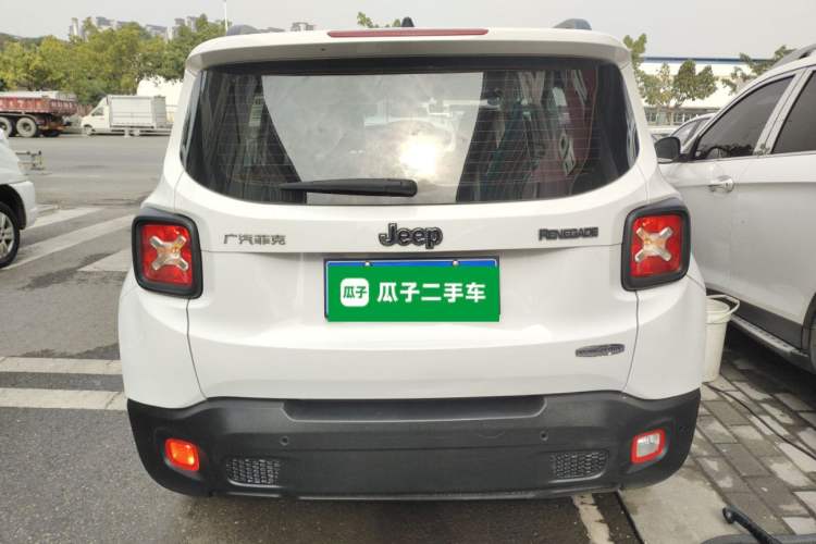 Used  Renegade 2018 Connected Large Screen Version 180T Automatic High-Energy Edition