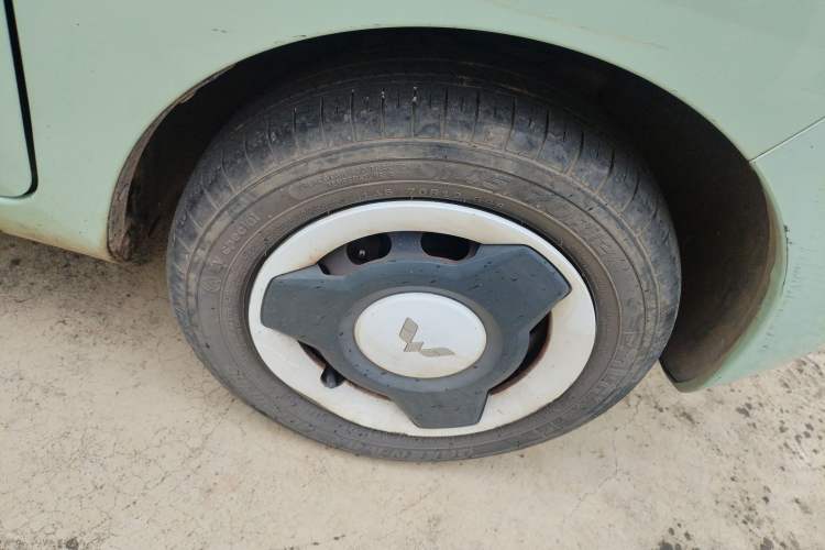 Used Wuling Hongguang MINIEV 2022 Macaron Fashion Model Lithium Iron Phosphate
