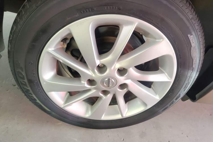 Used Nissan Sylphy 2014 1.6XV CVT Deluxe Edition
