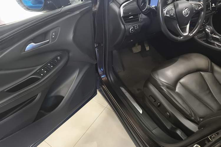 Used Buick Envision 2020 20T Two-Wheel Drive Elite Version
