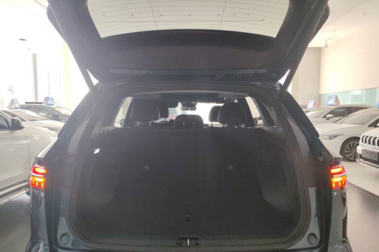 Used Geely Auto Monjaro L 2021 2.0TD DCT EVO Two-Wheel Drive Prestige Version
