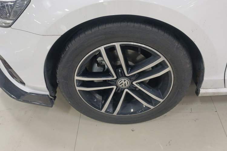 Used Volkswagen Lamando 2021 Facelift 280TSI DSG Comfort Edition (Manual Air Conditioning)