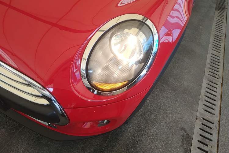 Used  MINI 2019 1.5T ONE PLUS
