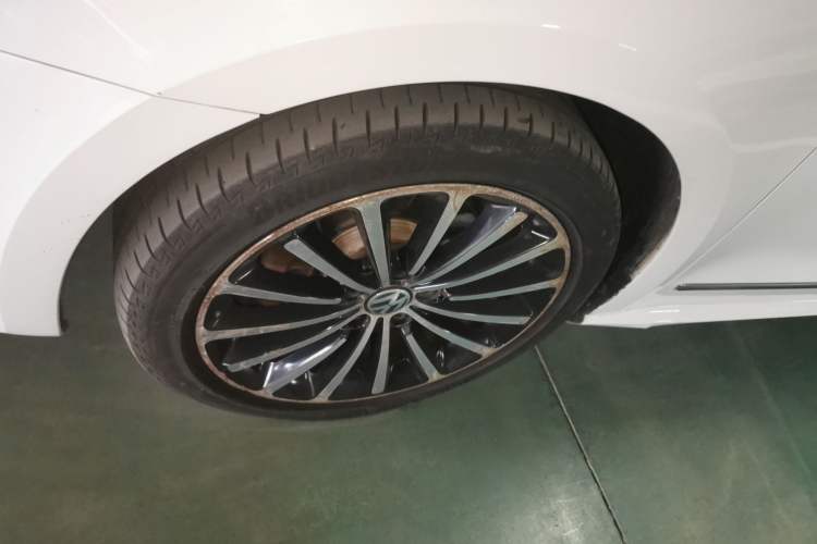 Used Volkswagen Passat 2014 1.8TSI DSG Prestige Navigation Edition
