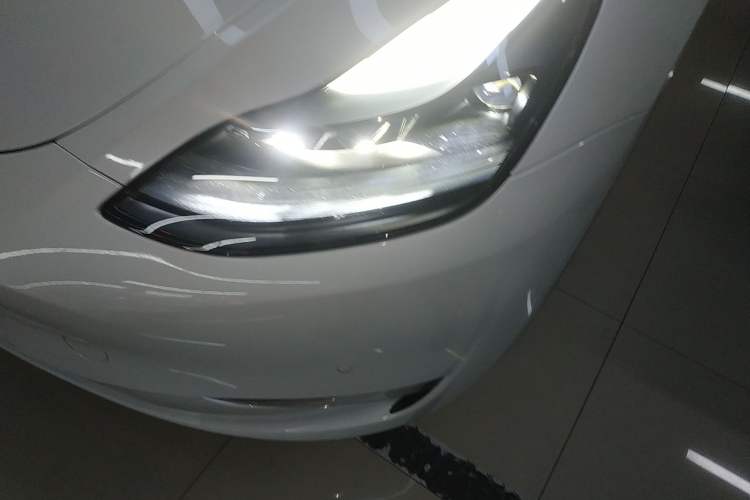 Used Tesla Model Y 2023 Long-Range All-Wheel-Drive Version
