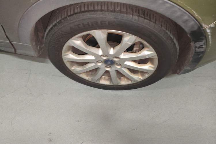 Used Ford Kuga 2015 1.5L GTDi Two-Wheel-Drive Comfort Model