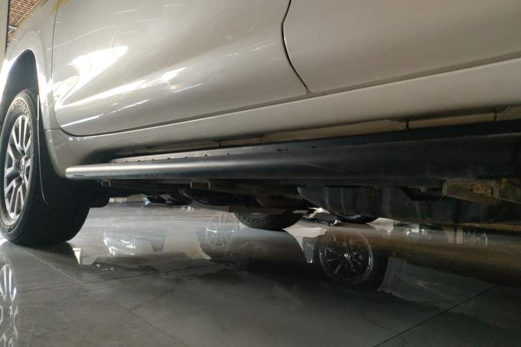 Used Toyota Prado 2018 3.5L Automatic VX NAVI with Rear-Mounted Spare Tire
