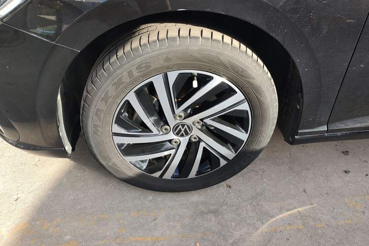 Used Volkswagen Lavida 2023 300TSI DSG Starry Sky Leading Edition
