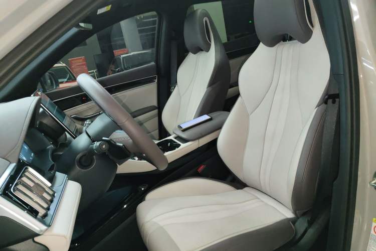 Used BYD Song PLUS New Energy 2025 DM-i Intelligent Driving 160KM Flagship Model
