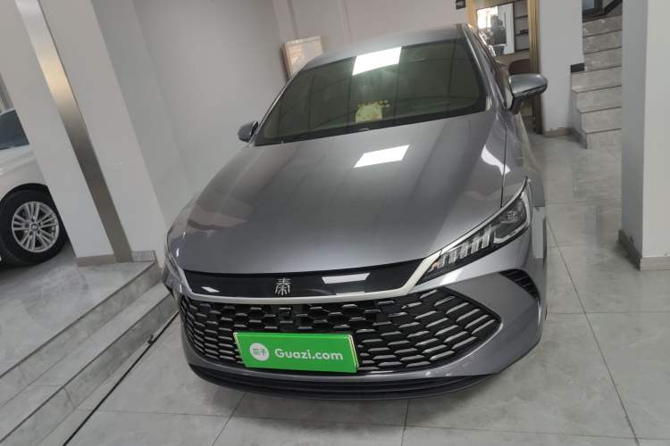 Used BYD Qin PLUS 2025 DM-i Smart Drive 55KM Leading Model
