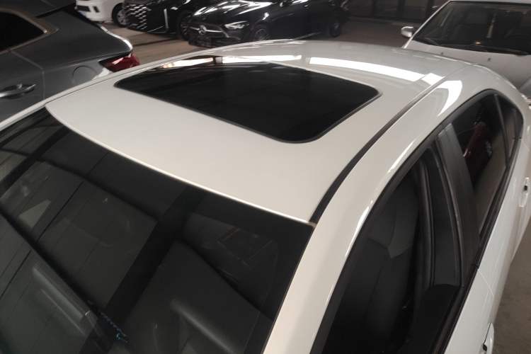 Used Toyota Levin 2022 185T CVT Luxury Edition
