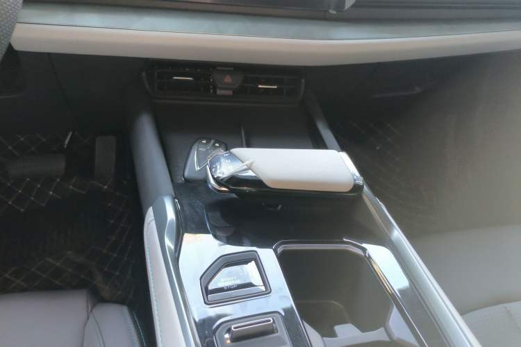 Used Changan UNI-T 2023 Second-Generation 1.5T Prestige Model
