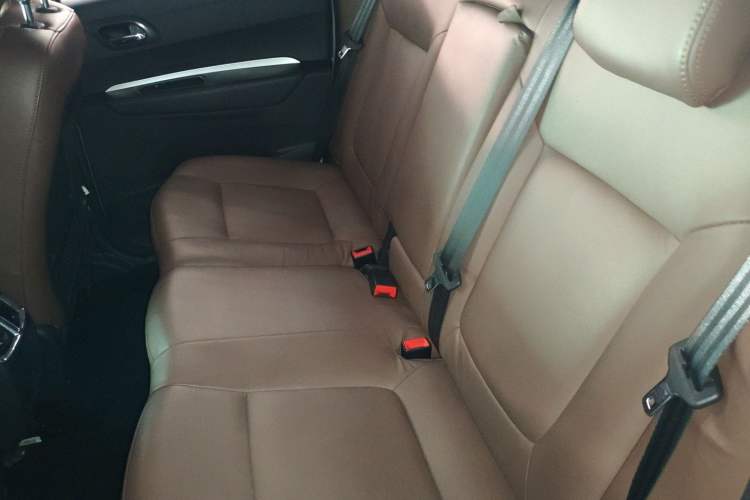 Used Peugeot 3008 2016 2.0L Automatic Standard Edition
