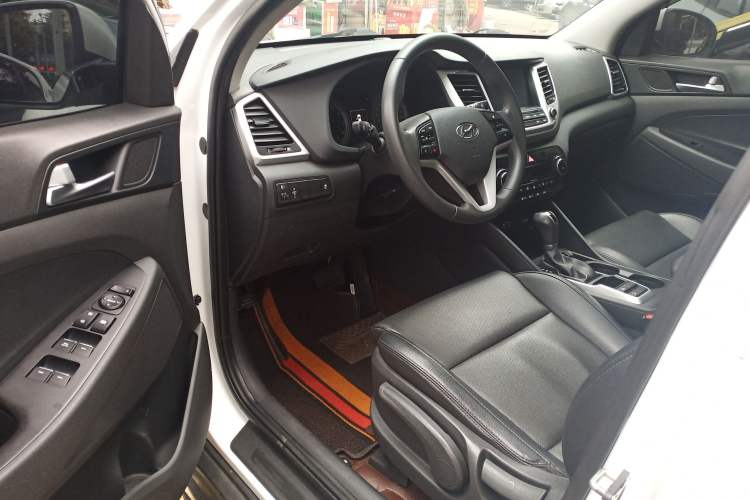 Used Hyundai Tucson 2015 1.6T Dual-Clutch Two-Wheel-Drive Smart Model