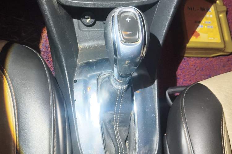 Used Buick Encore 2013 1.4T Automatic Two-Wheel Drive Leading Model
