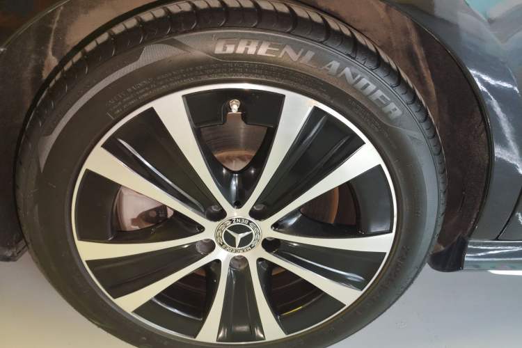 Used Mercedes-Benz E-Class New Energy 2022 Restyled E 350 e L Plug-in Hybrid Sports Sedan
