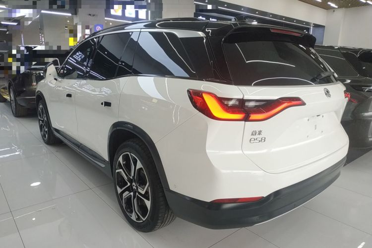 Used Nio ES8 2018 355 km Base Version 7-Seater Edition
