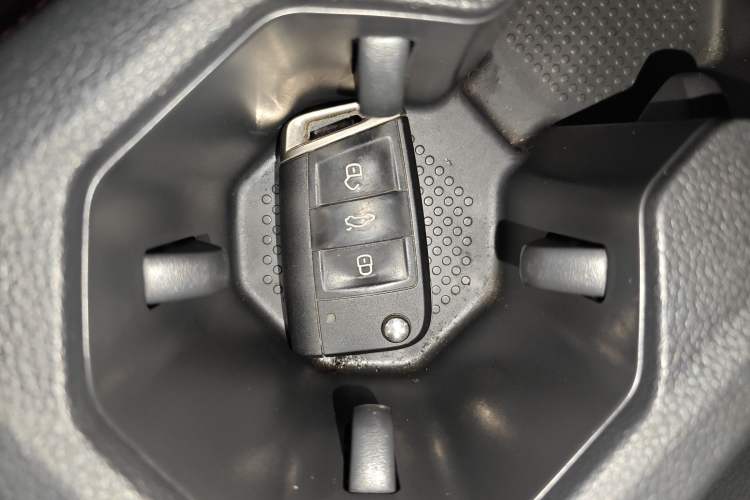 Used Volkswagen Bora 2020 1.5L Automatic Elite Version
