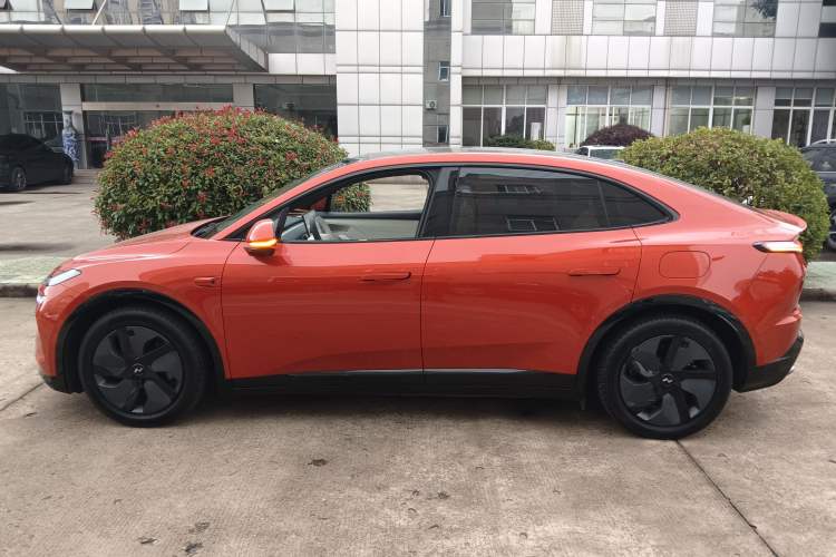 Used ONVO L60 2024 60 kWh Rear-Drive Version
