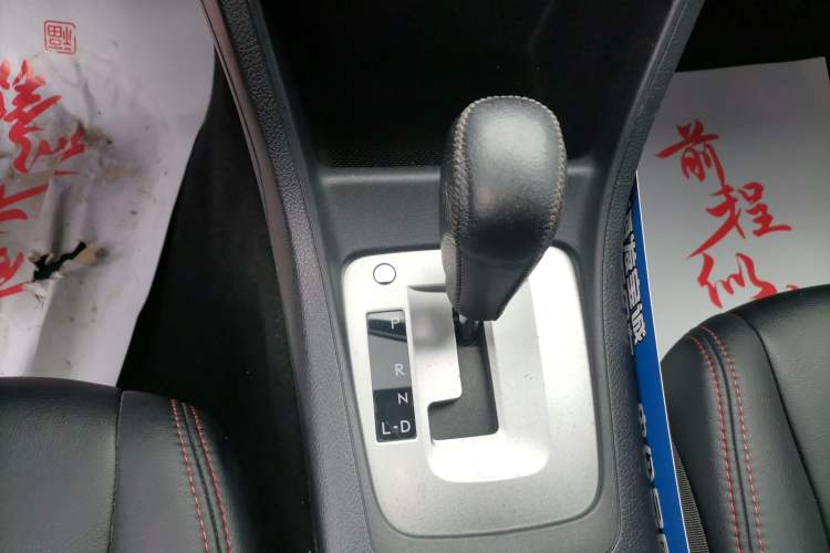 Used Subaru XV 2014 2.0i Comfort Navigation Edition
