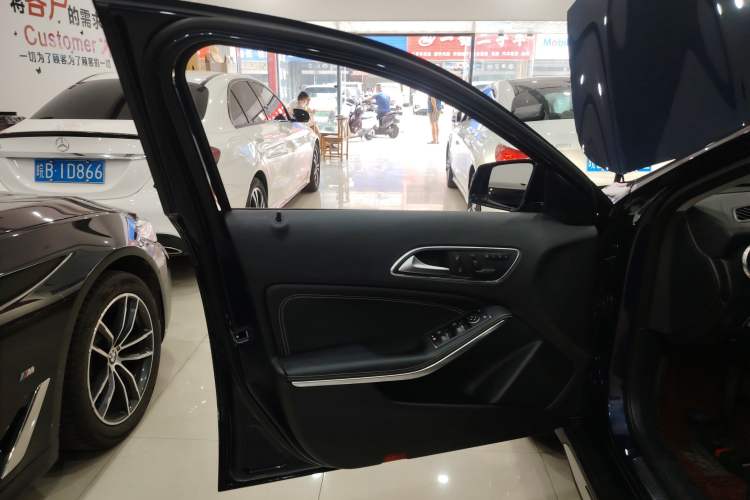 Used Mercedes-Benz GLA 2016 GLA 200 Fashion Model
